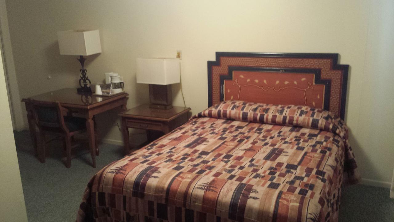 Badlands & 2* Interior